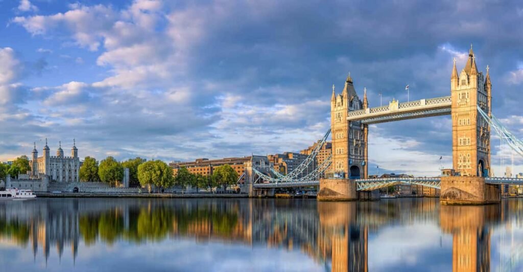 Cruise van Westminster naar Tower Bridge over de Theems